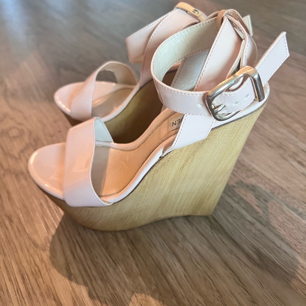 Steve Madden Nude Patent Wedge Sandals | Ankle Strap Platform Heels | Size 6